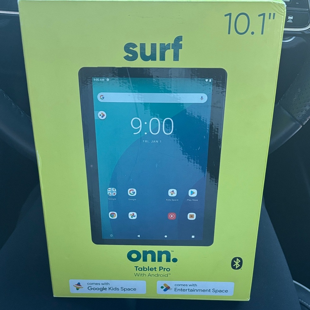 On Running Surf 10.1" Tablet Pro - Black and Green